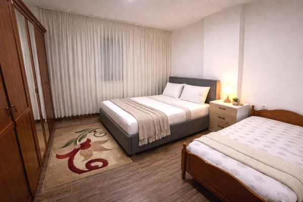 Shtepi me qera Apartament ne Tirane, 1+1, Mobilimi E mobiluar, Pagesa 40,000  Leke.