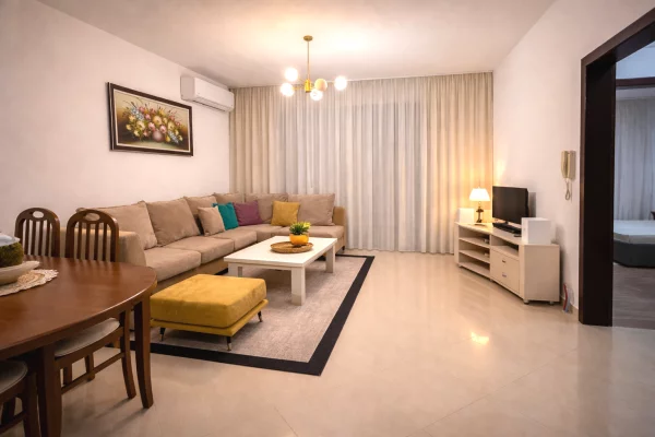 Shtepi me qera 1+1 ne Tirane - 40,000 Leke