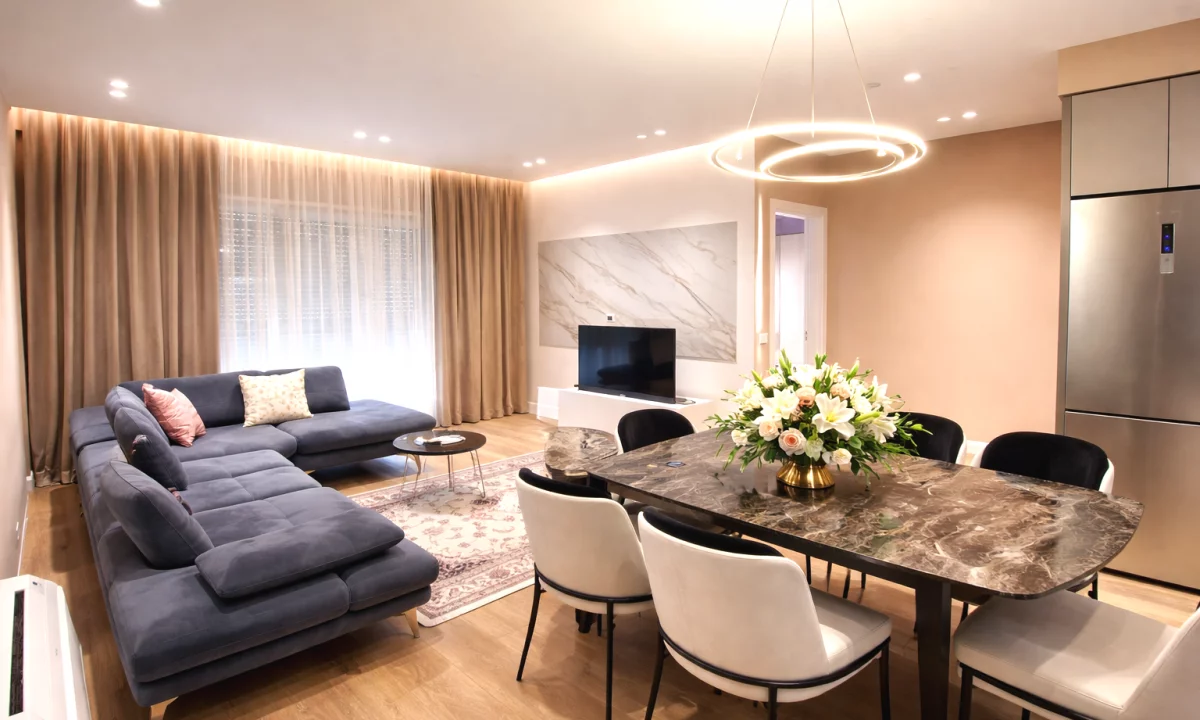 Shtepi me qera Apartament ne Tirane, 2+1, Mobilimi E mobiluar, Pagesa 750  Euro.