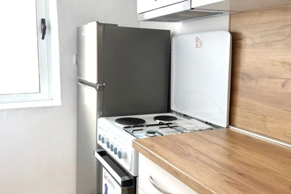 Shtepi me qera Apartament ne Tirane, 1+1, Mobilimi E mobiluar, Pagesa 48,000  Leke.