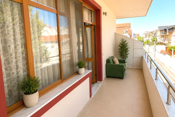 Shtepi me qera Garsoniere ne Tirane - 28,000 Leke