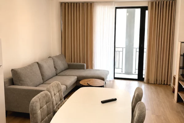 Shtepi me qera Apartament ne Tirane, 2+1, Mobilimi E mobiluar, Pagesa 50,000  Leke.
