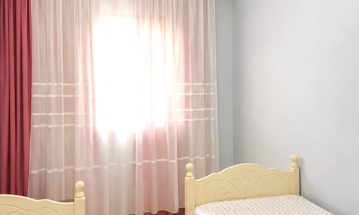 Shtepi me qera Apartament ne Tirane, 2+1, Mobilimi E mobiluar, Pagesa 45,000  Leke.