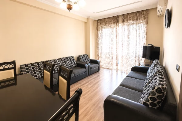 Shtepi me qera Apartament ne Tirane, 2+1, Mobilimi E mobiluar, Pagesa 45,000  Leke.