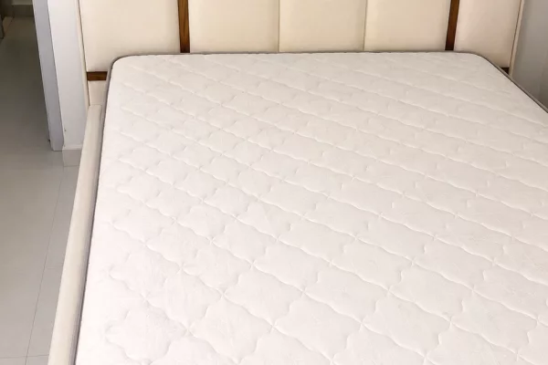 Shtepi me qera Apartament ne Tirane, 1+1, Mobilimi E mobiluar, Pagesa 45,000  Leke.