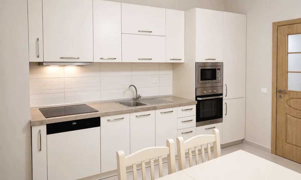 Shtepi me qera Apartament ne Tirane, 2+1, Mobilimi E mobiluar, Pagesa 65,000  Leke.