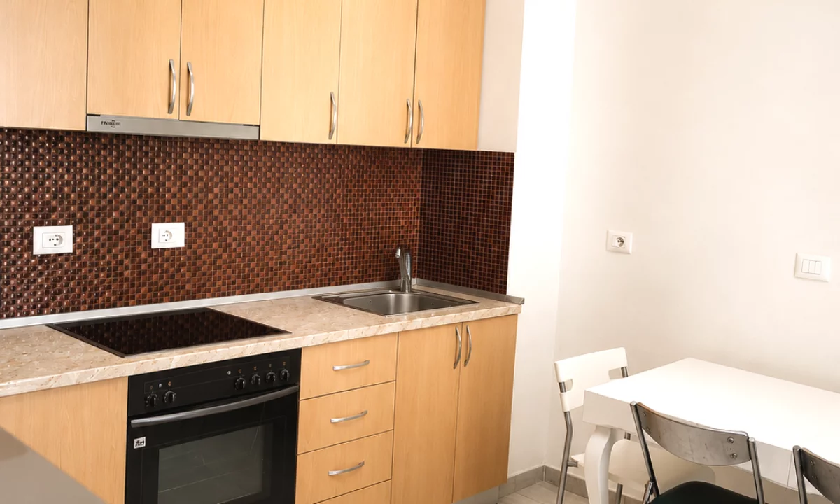 Shtepi me qera Apartament ne Tirane, 2+1, Mobilimi E mobiluar, Pagesa 45,000  Leke.