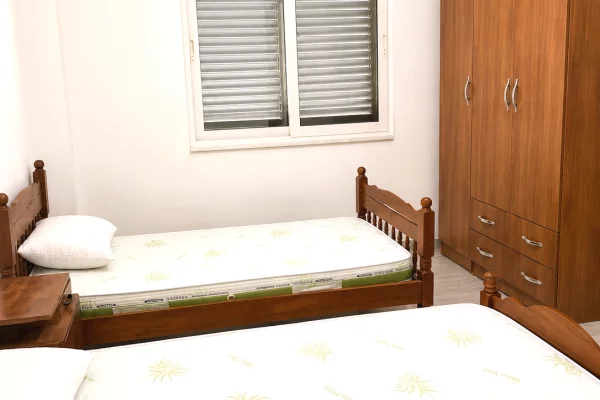 Shtepi me qera Apartament ne Tirane, 2+1, Mobilimi E mobiluar, Pagesa 45,000  Leke.