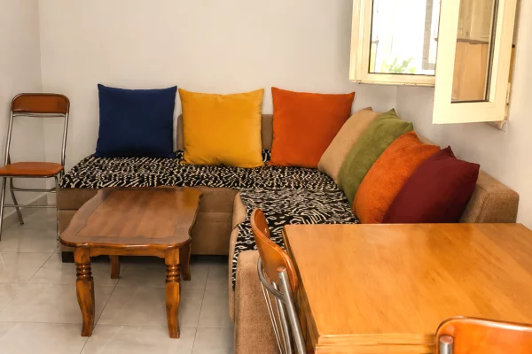 Shtepi me qera 1+1 ne Tirane - 30,000 Leke