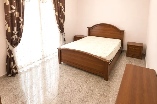Shtepi me qera Apartament ne Tirane, 2+1, Mobilimi E mobiluar, Pagesa 85,000  Leke.