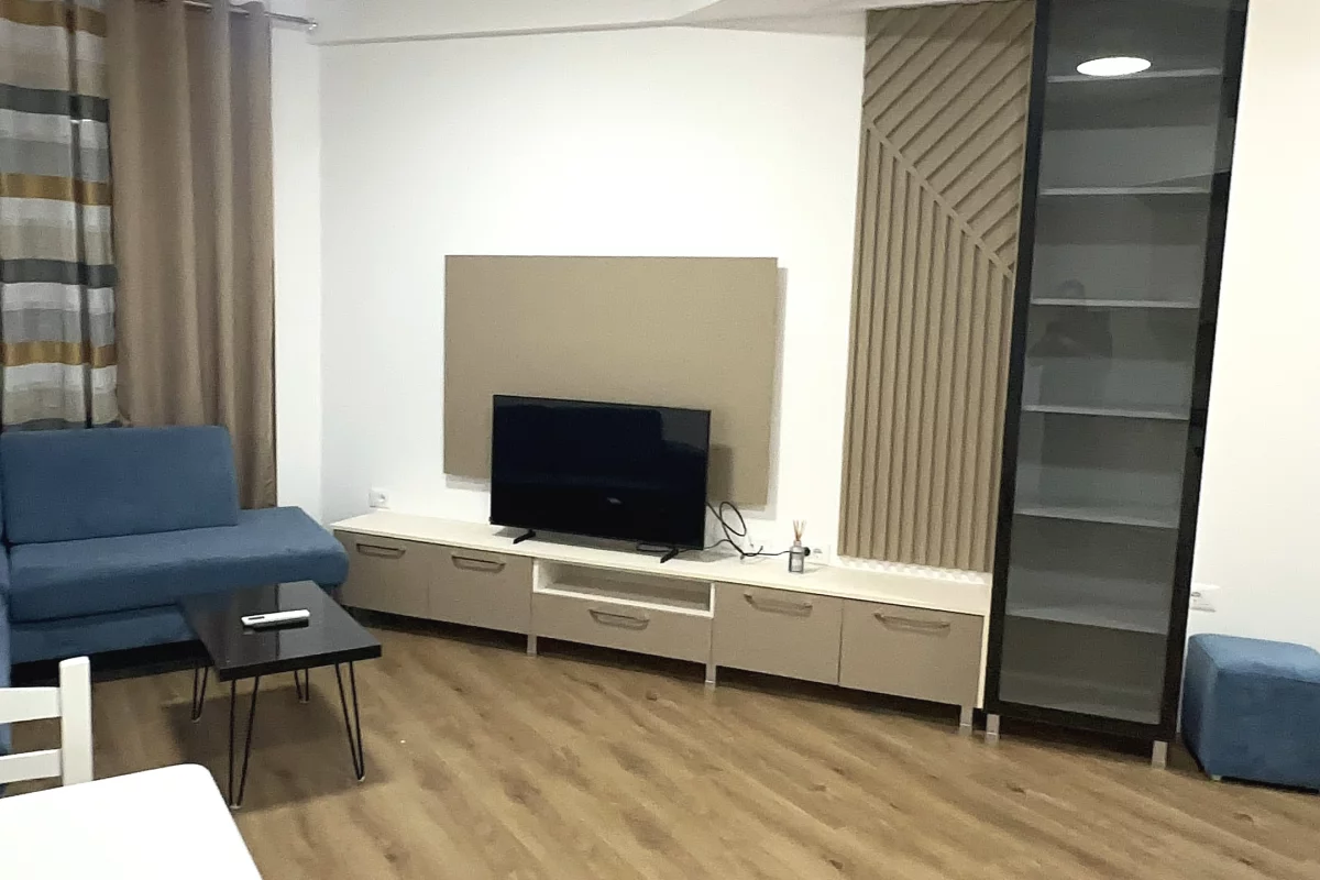 Shtepi me qera Apartament ne Tirane, 1+1, Mobilimi E mobiluar, Pagesa 40,000  Leke.