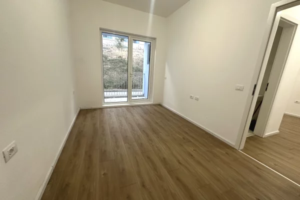 Shtepi ne shitje 1+1 ne Tirane - 8,000,000 Leke