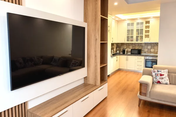 🔑 JEPET ME QIRA APARTAMENT 2+1 + 2 BALLKONE | 75.000 LEK / MUAJ | LIQENI I THATË