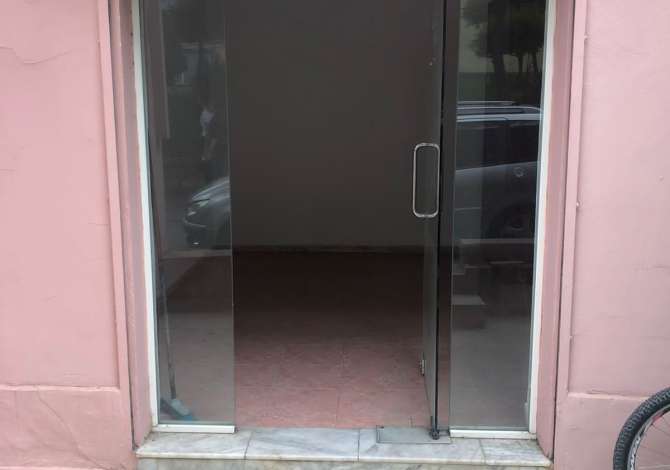 Ambient biznesi me qera 1+1 ne Tirane - 180 Euro
