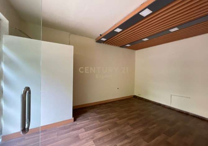 Ambient biznesi me qera 1+1 ne Tirane - 300 Euro