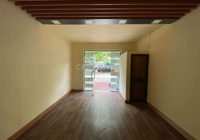 Ambient biznesi me qera 1+1 ne Tirane - 300 Euro