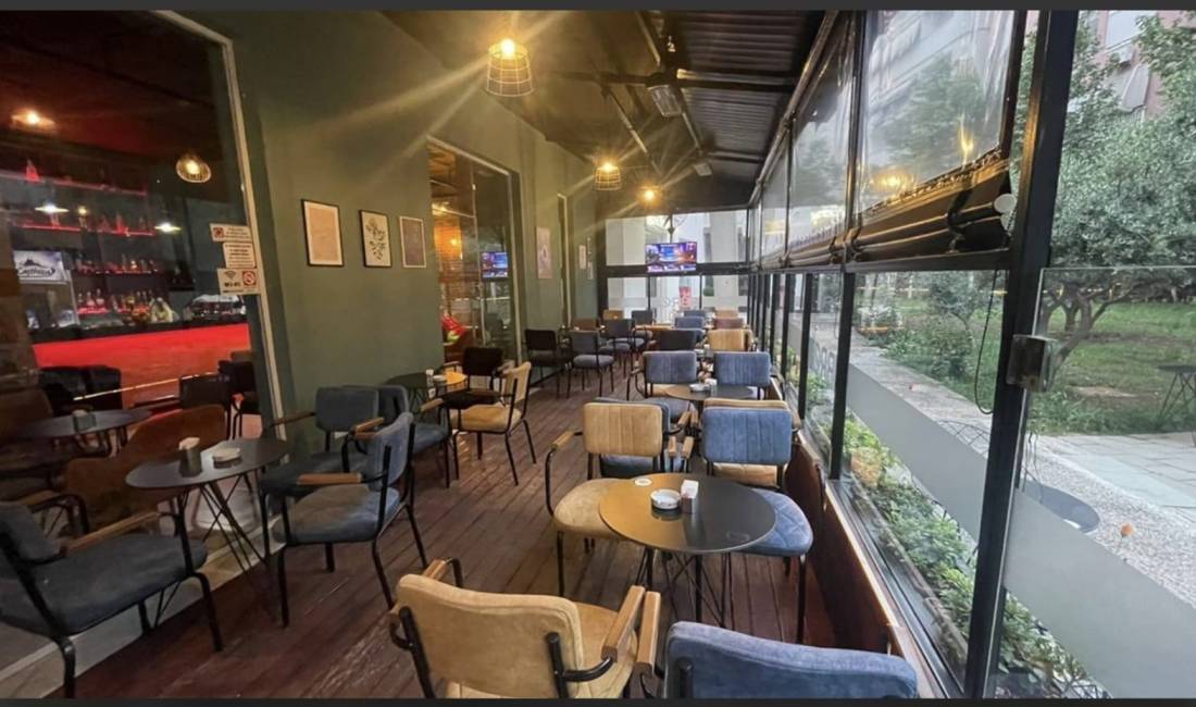 Jepet me qera lokal tek Kompleksi Kontakt 