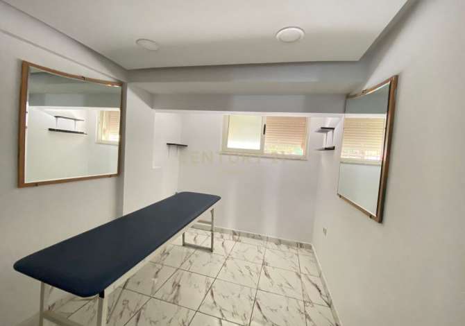 Shitet Dyqan ne Porcelan