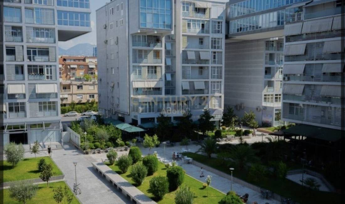 JEPET ME QIRA AMBIENT ZYRE, KIKA 2, TIRANE