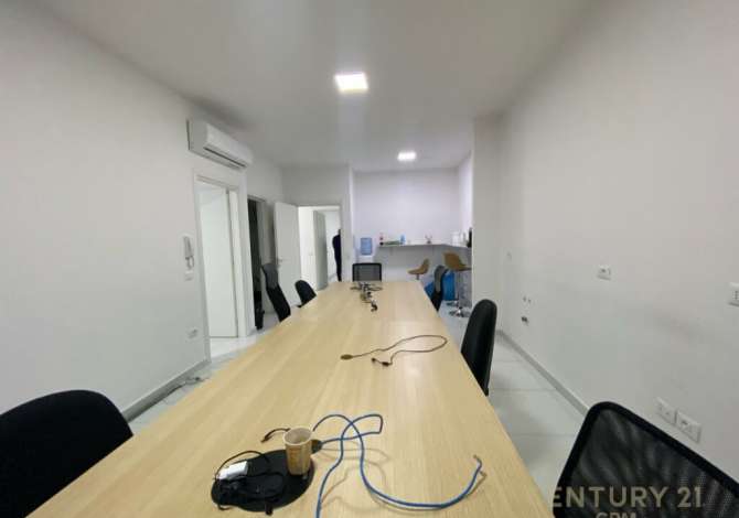 Japim me qira ambient per zyra tek Kika 2 Komuna e Parisit