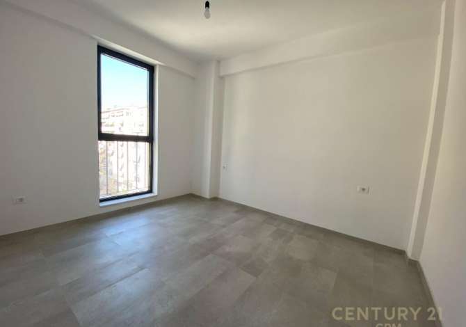 Ambient biznesi me qera 3+1 ne Tirane - 750 Euro