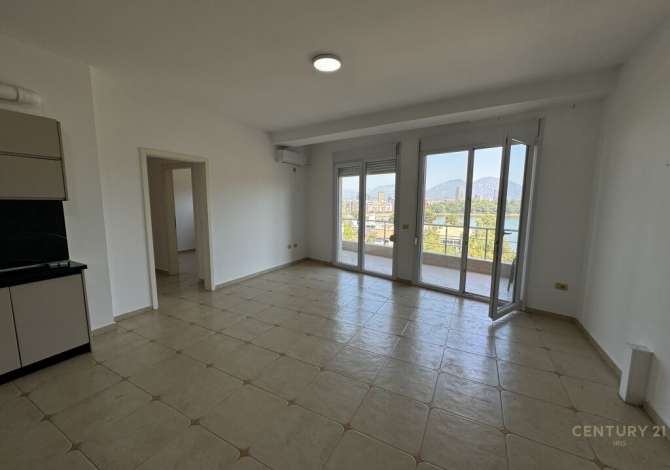 Ambient biznesi me qera 3+1 ne Tirane - 800 Euro