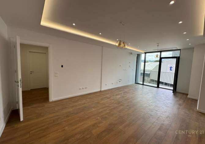 JEPET ME QIRA APARTAMENT 2+1+POST PARKIMI TEK RR. KOSOVAREVE