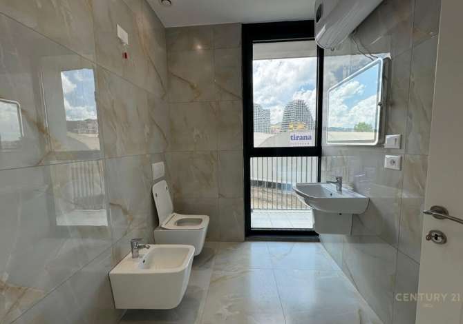 JEPET ME QIRA APARTAMENT 2+1+POST PARKIMI TEK RR. KOSOVAREVE