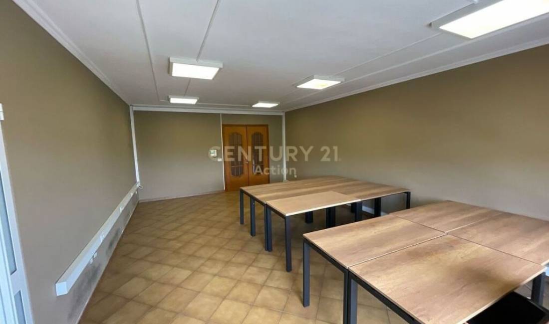 ZYRE PER QIRA,ISH EKSPOZITA!