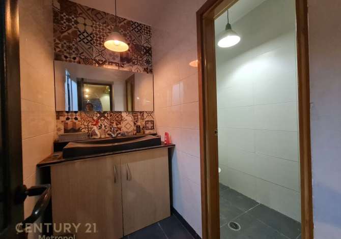 JEPTE ME QIRA AMBJENT PER BAR KREPERI , 21 DHJETORI !!!