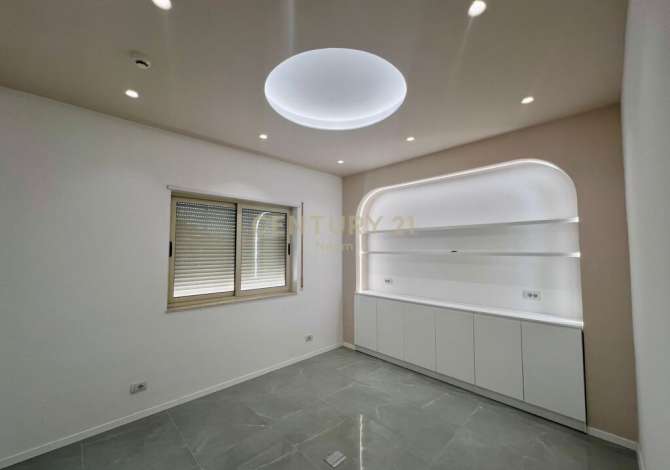 Business Property for Rent 3+1 in Tirana - 2,000 Euro