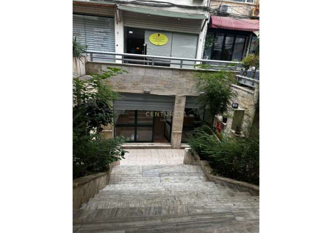 Business Property for Rent 3+1 in Tirana - 300 Euro