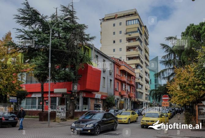 Business Property for Rent 3+1 in Tirana - 1,200 Euro
