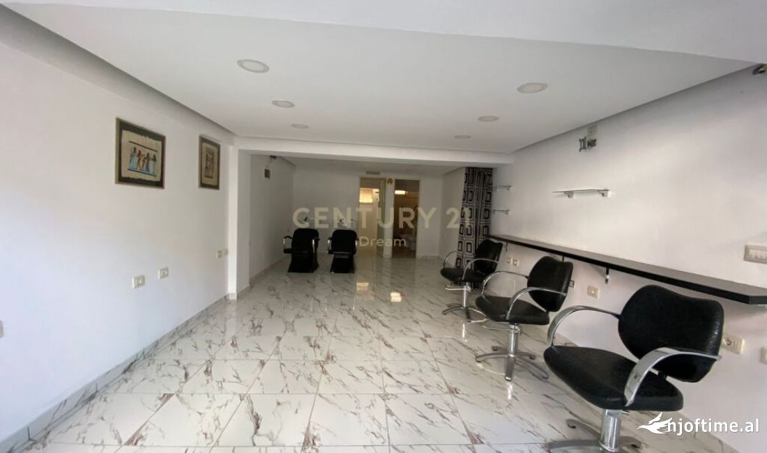 Shitet ambient biznesi ne Porcelan