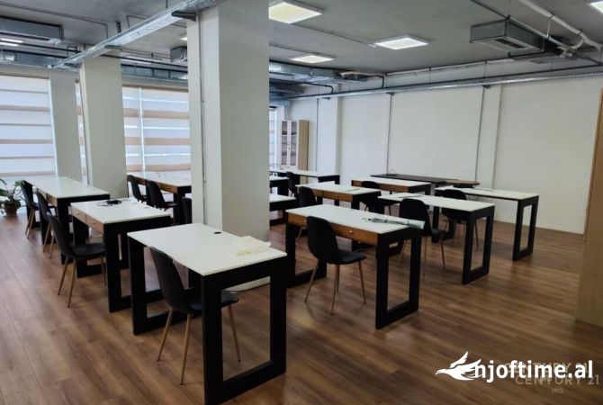 Rruga e Elbasanit jepet me qera ambient per zyra