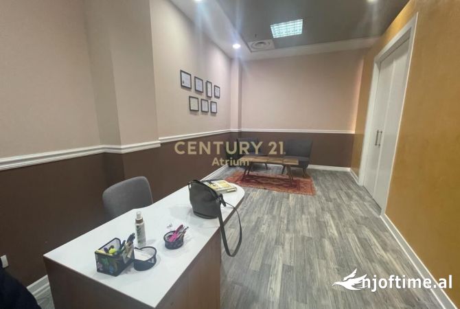 Business Property in Sale 1+1 in Tirana - 260,000 Euro