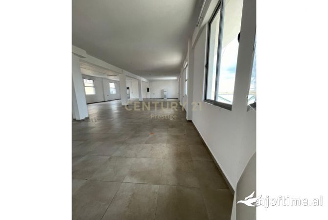 Rezidenca Touch of the Sun jepet me qera ambient komercial 