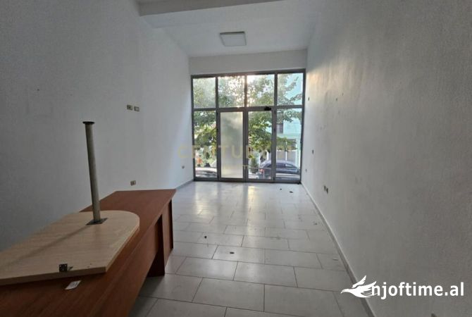 Business Property in Sale 1+1 in Tirana - 95,000 Euro