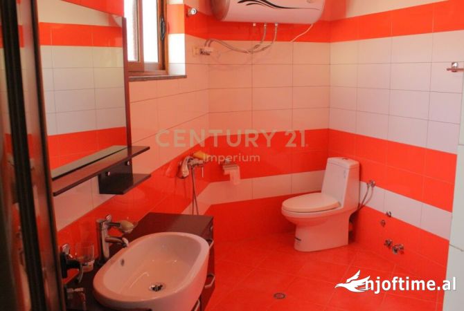 Hotel me qira prane rruges "Bardhyl"!