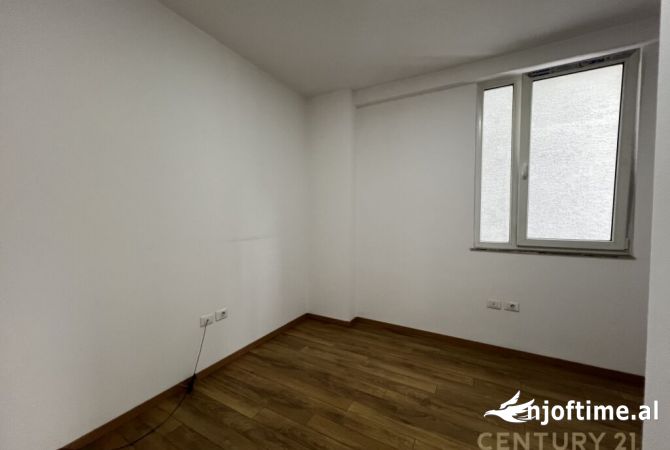 Zyra per qira tek kompleksi Kika 2