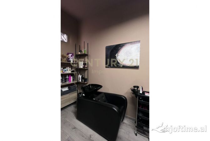 Attivita commerciale in vendita 1+1 a Tirana - 15,000 Euro