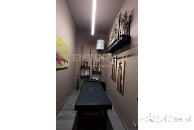 Prane Lion Park rruga e Elbasanit shitet  biznes parukeri - estetike