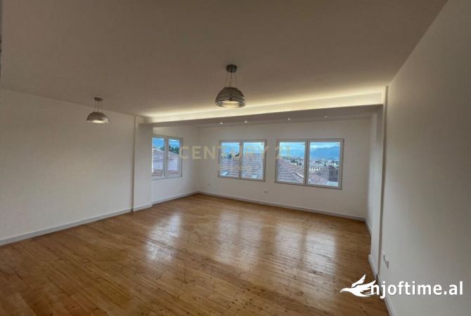 RRUGA E ELBASANIT, JAPIM ME QIRA GODINE PER ZYRA