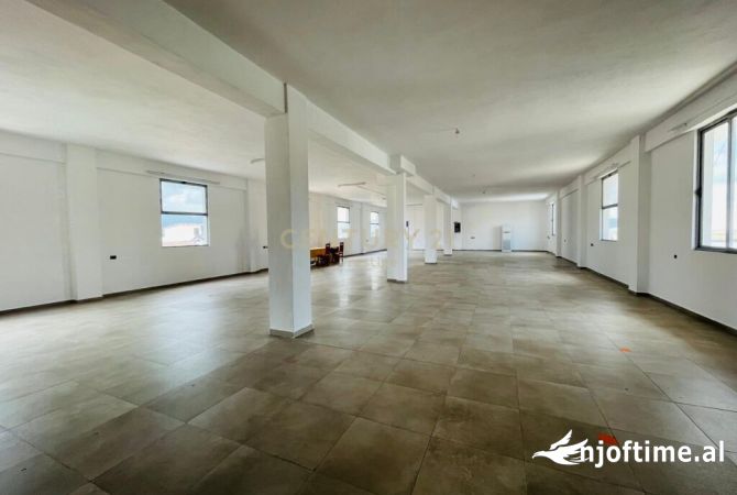 JEPET ME QIRA AMBIENT KOMERCIAL PRANE REZIDENCES "TOUCH OF THE SUN", TIRANE