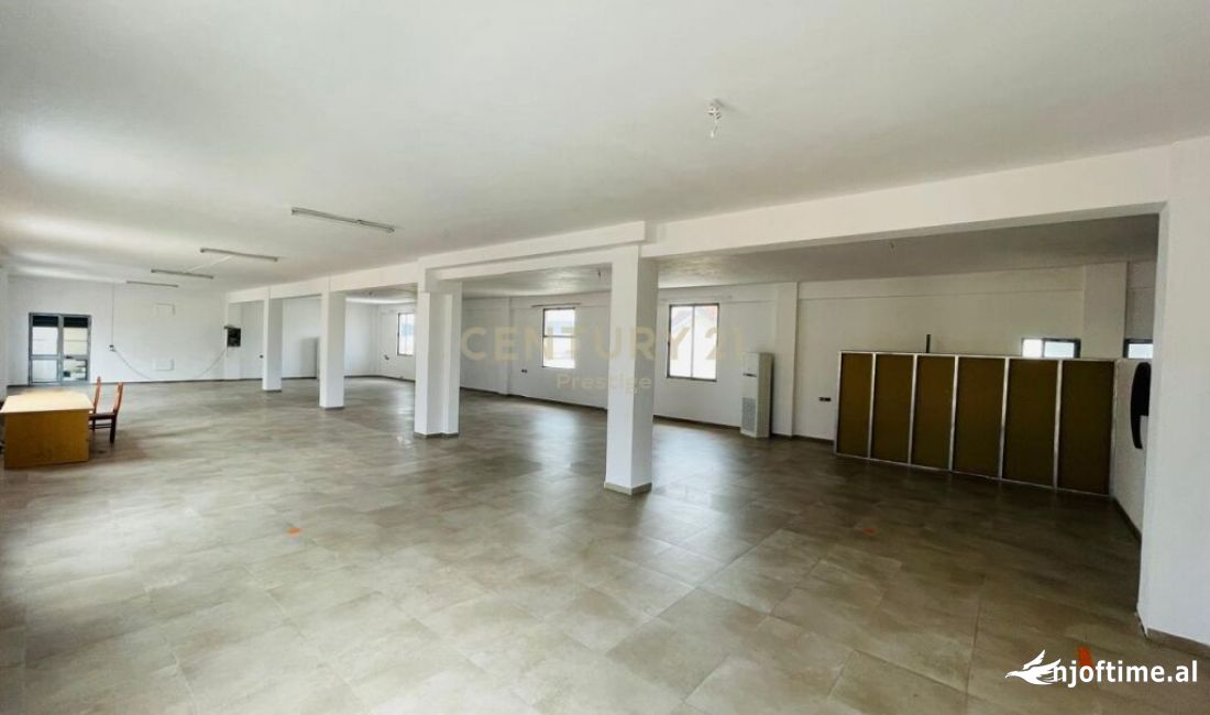 JEPET ME QIRA AMBIENT KOMERCIAL PRANE REZIDENCES "TOUCH OF THE SUN", TIRANE