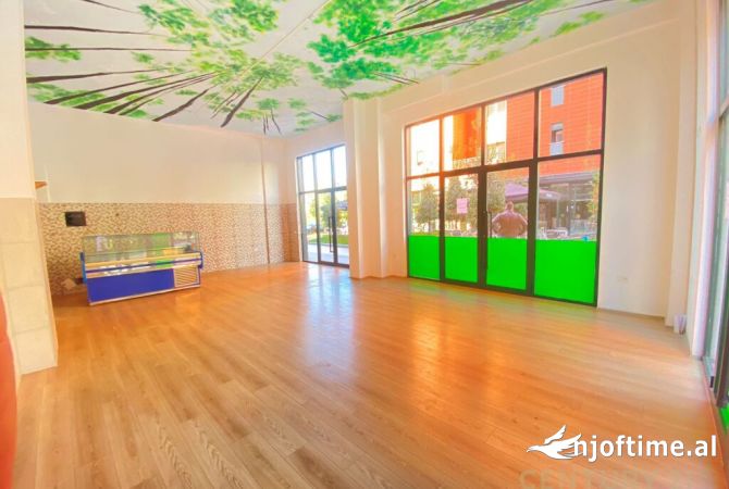Japim me qira njesi komerciale tek kompleksi Green City ne Unazen e Re Astir