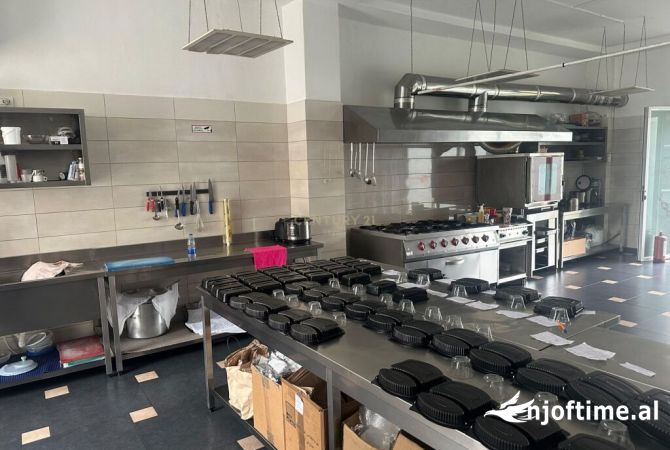 Business Property in Sale 5+1 in Tirana - 20,000 Euro