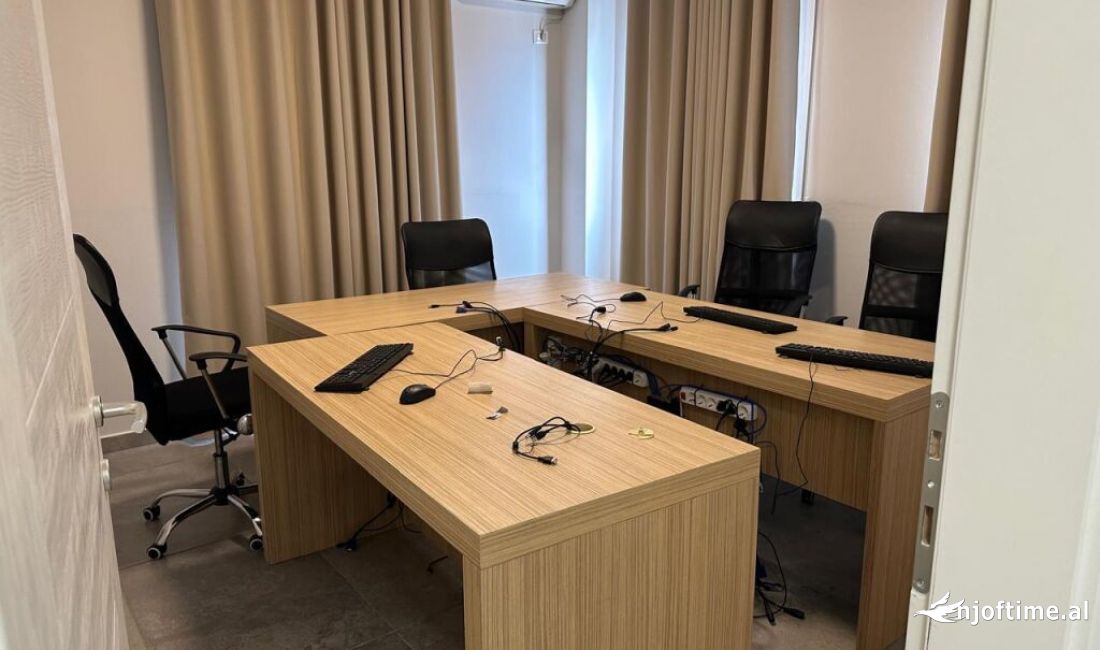 Tek Kompleksi Dinamo japim ambient zyrash me qira