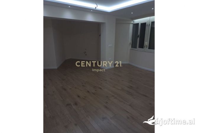 JAPIM ME QIRA ZYRE TEK 9-KATESHET, QENDER!