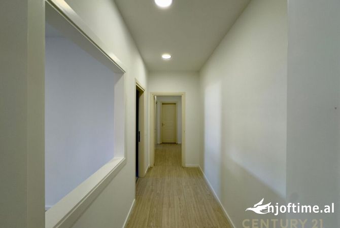 Zyra per qera tek RTSH